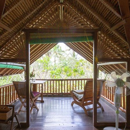 バリ ファイヤーフライ BnB ウブド エクステリア 写真