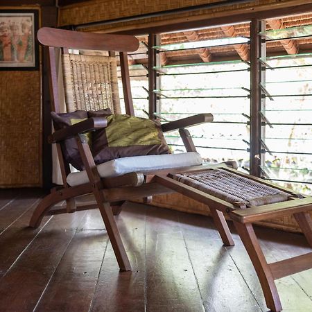 バリ ファイヤーフライ BnB ウブド 部屋 写真