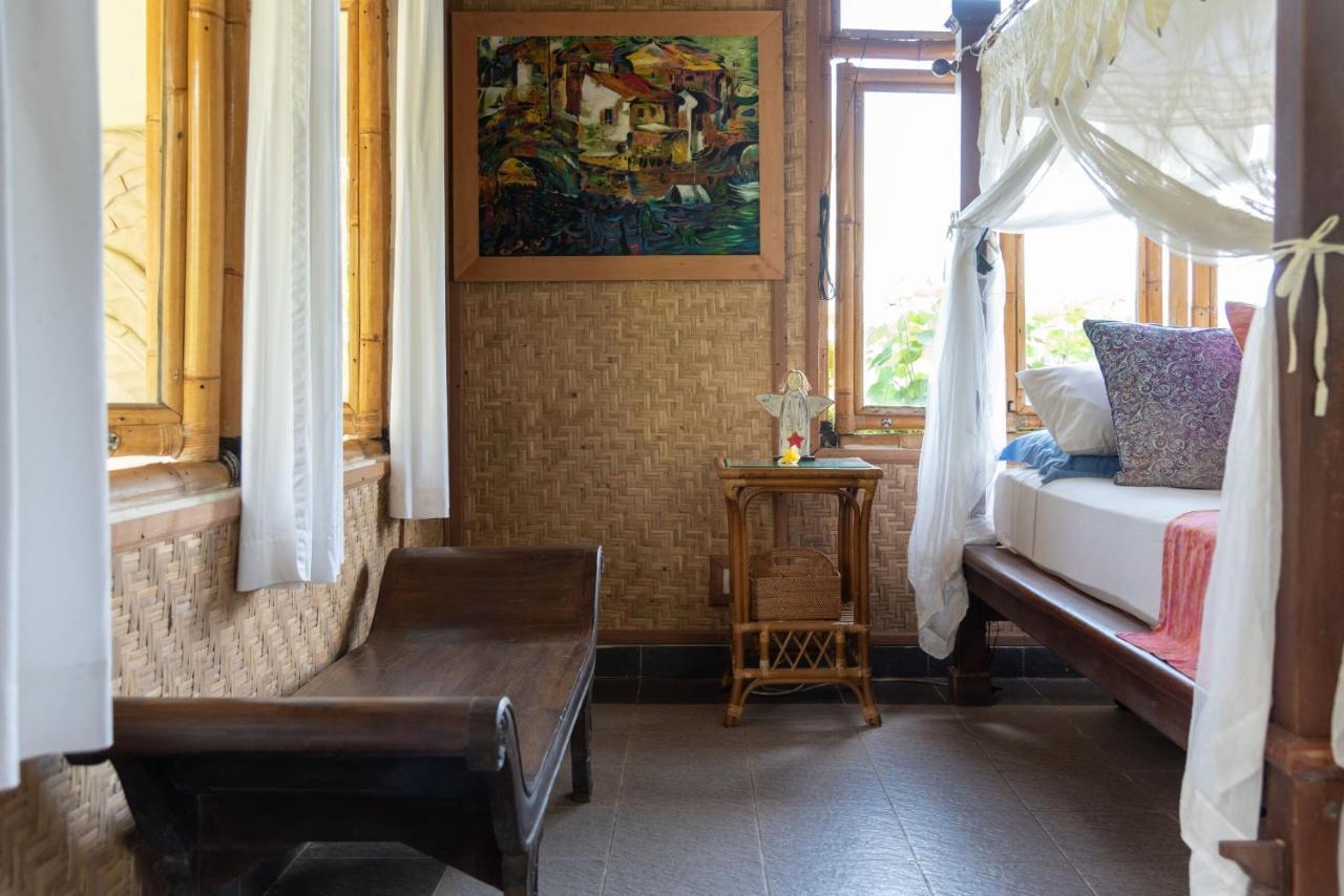 バリ ファイヤーフライ BnB ウブド 部屋 写真